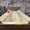 Bàn thờ triện sen đục nền